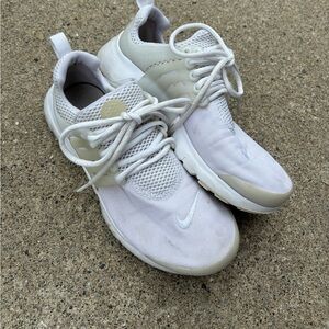 Nike Prestos